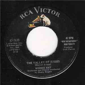 Bonnie May - The Valley Of Kisses/ Johnny's On His Way FLAC