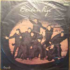 Paul McCartney And Wings - Banda En Fuga FLAC